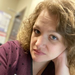 Meet your Posher, Kellie